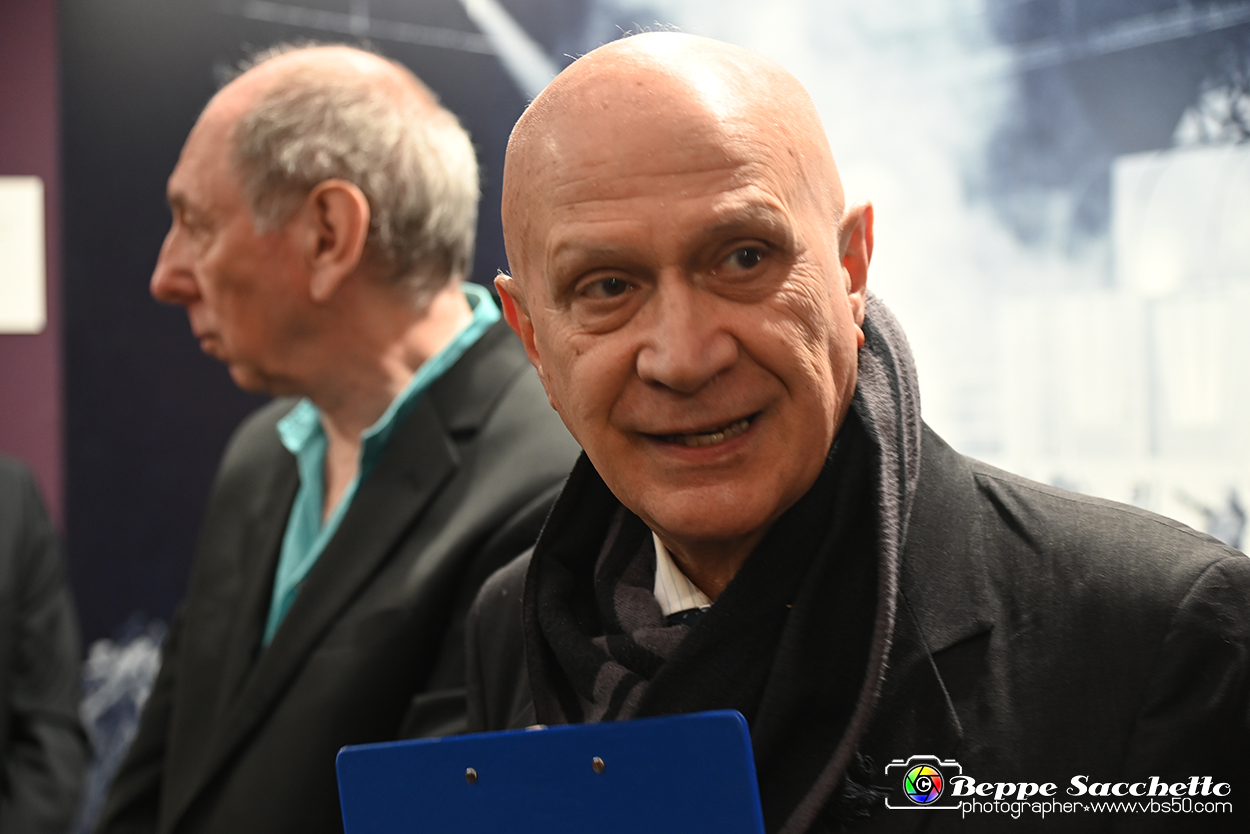 VBS_1742 - Mostra Peter Hince - Queen Experience.jpg